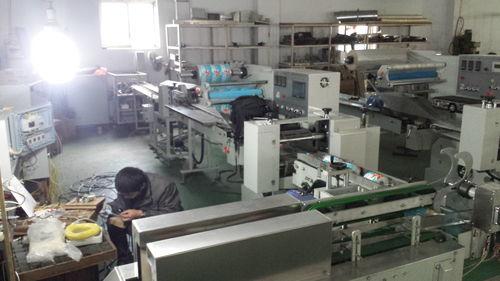 誠(chéng)信鑄就品質(zhì)，專(zhuān)業(yè)成就未來(lái)——青微衛(wèi)生紙包裝機(jī)械廠家的設(shè)備與服務(wù)